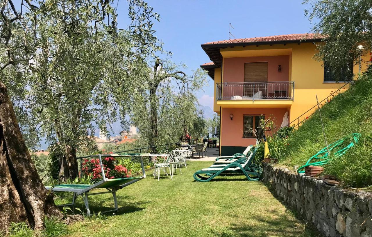 Casa Rosa Apartments Malcesine Bagian luar foto