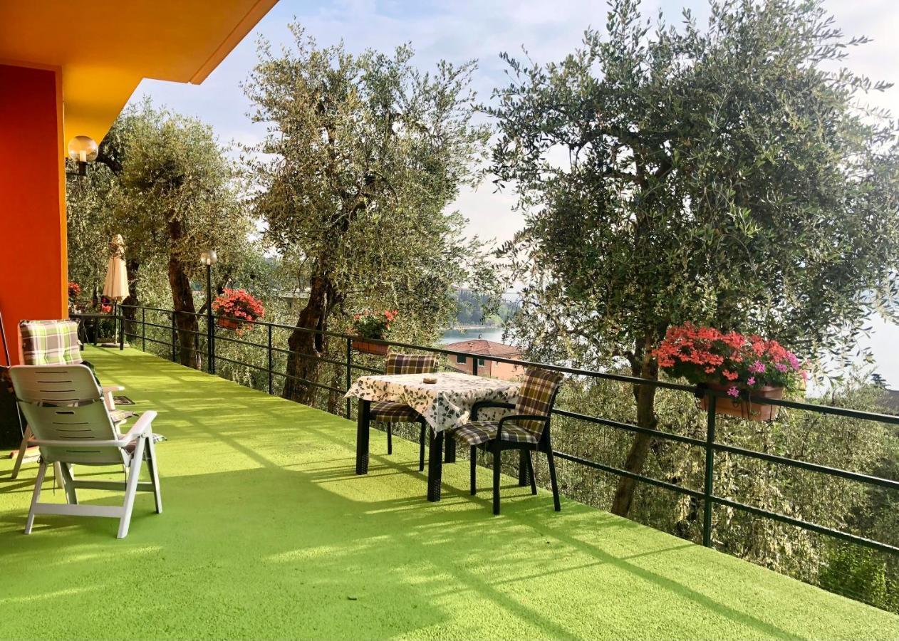 Casa Rosa Apartments Malcesine Bagian luar foto