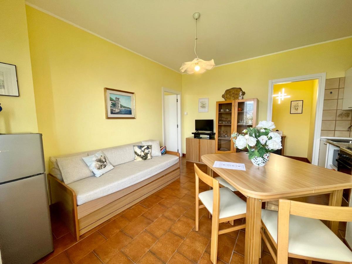 Casa Rosa Apartments Malcesine Bagian luar foto